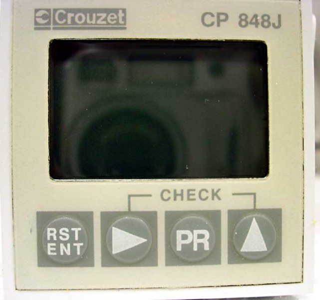 CROUZET 8762115 (ex CP848J) Impulse counter LCD 90-260VAC Turkiye